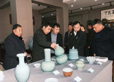 南北青瓷對話交流展寶豐開幕，千年窯火繪就視覺盛宴